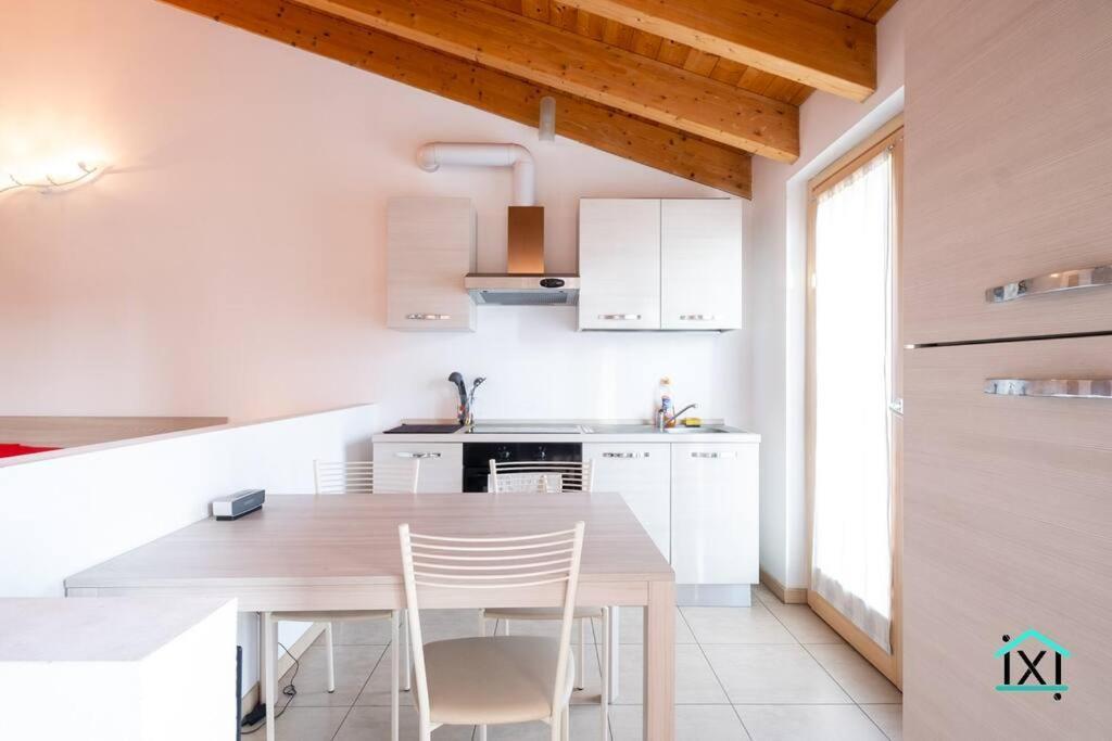 Travedona Loft By Lake Ixihome Buitenkant foto